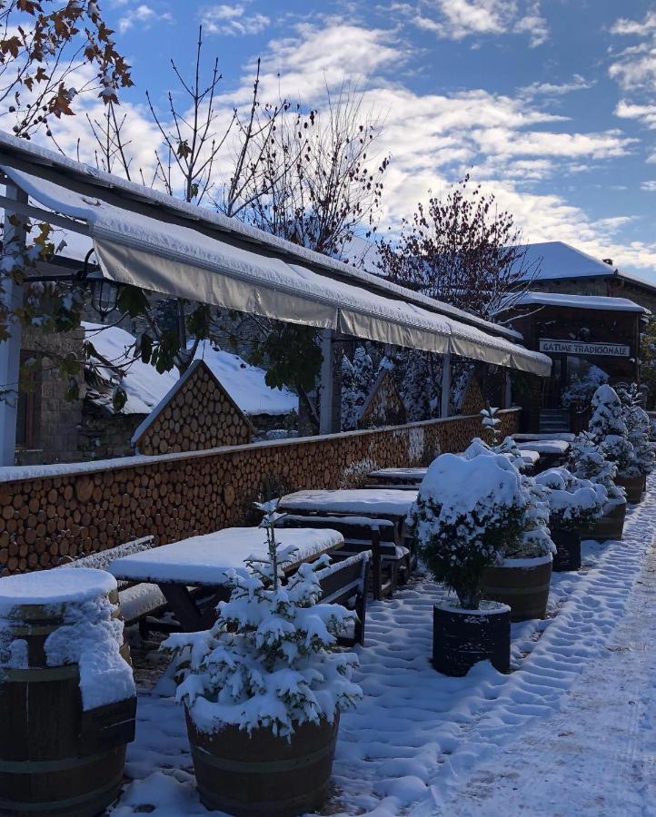 Hotel Ambassador Voskopojë Dış mekan fotoğraf