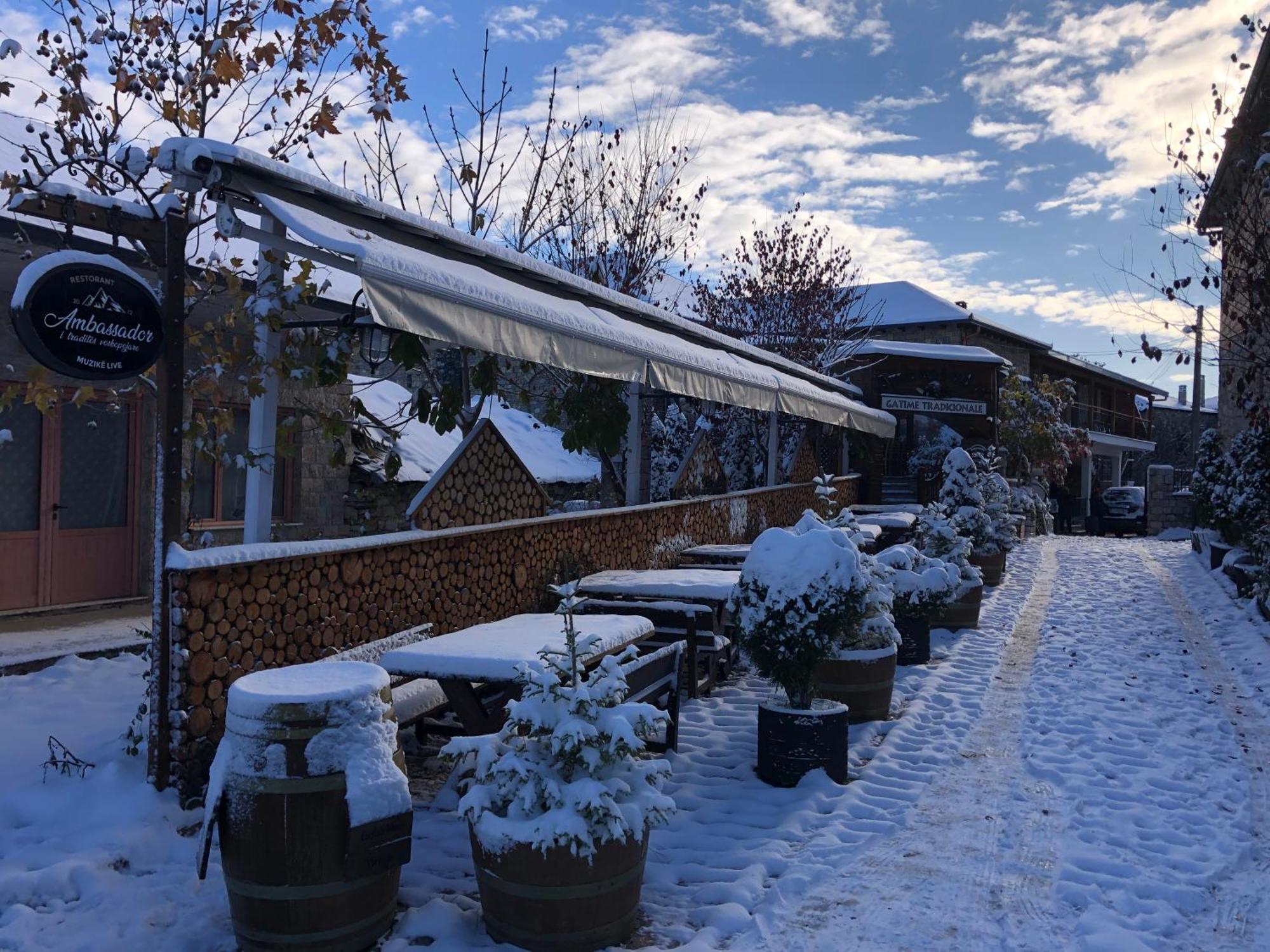 Hotel Ambassador Voskopojë Dış mekan fotoğraf