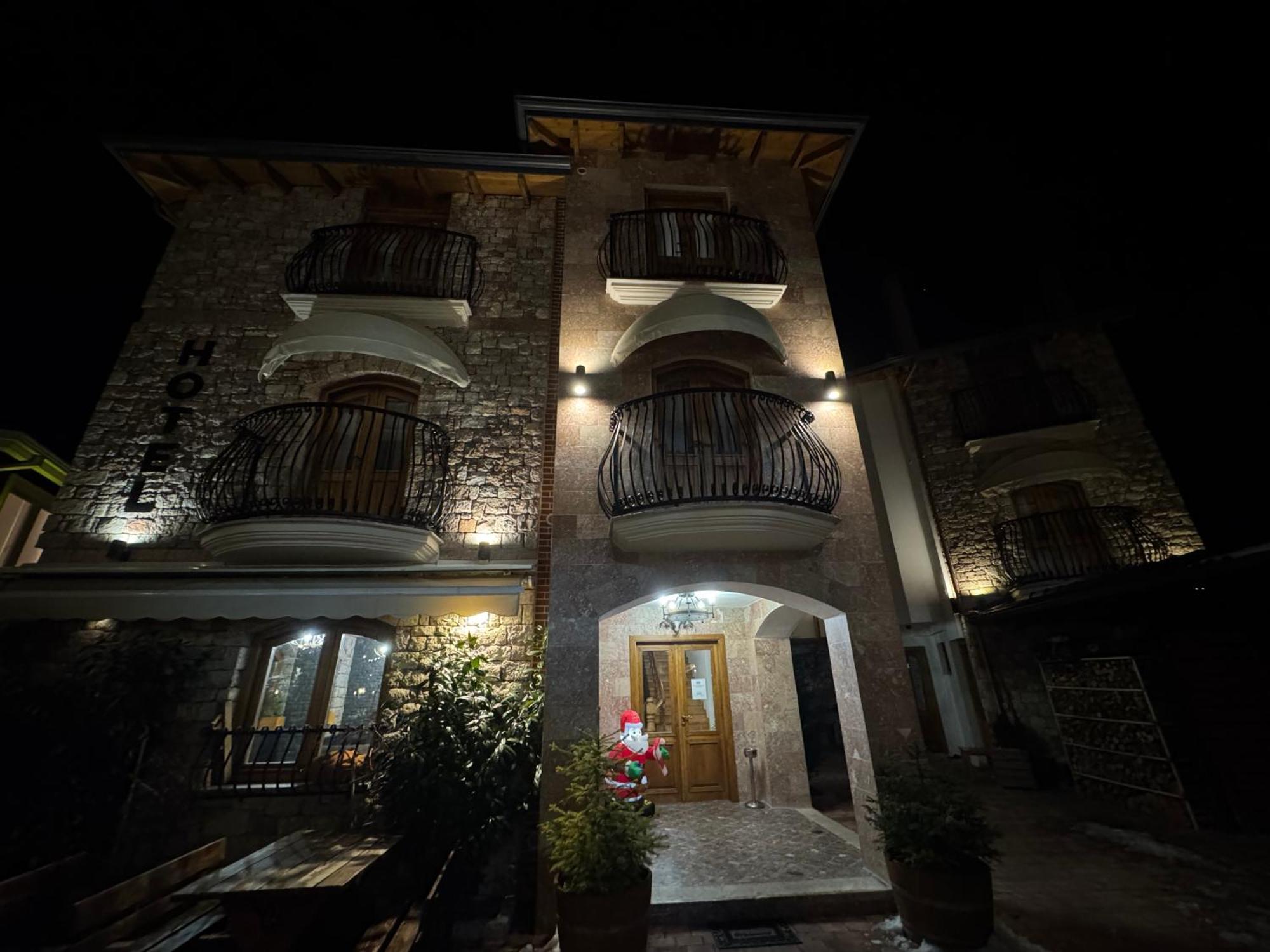 Hotel Ambassador Voskopojë Dış mekan fotoğraf