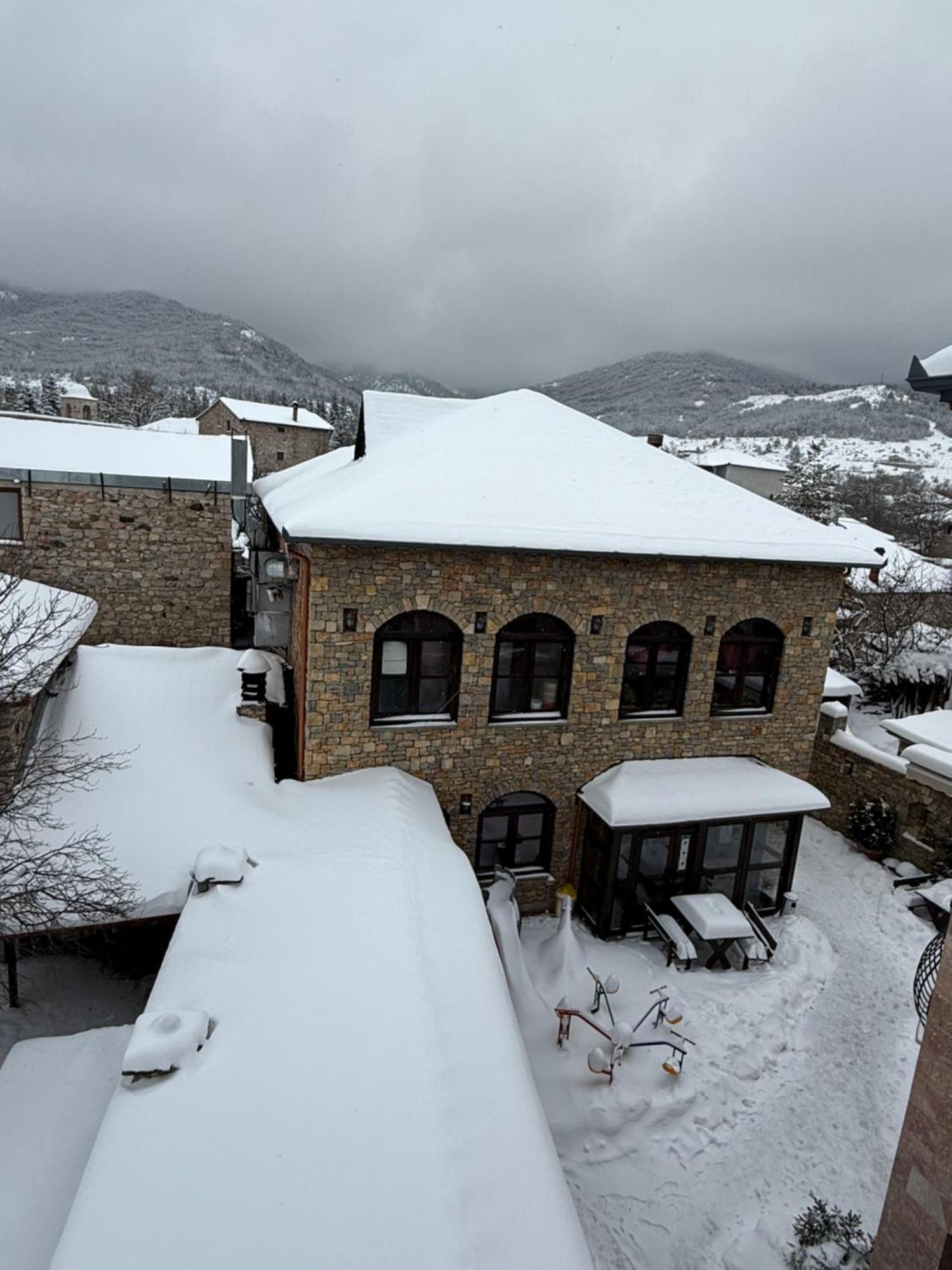 Hotel Ambassador Voskopojë Dış mekan fotoğraf