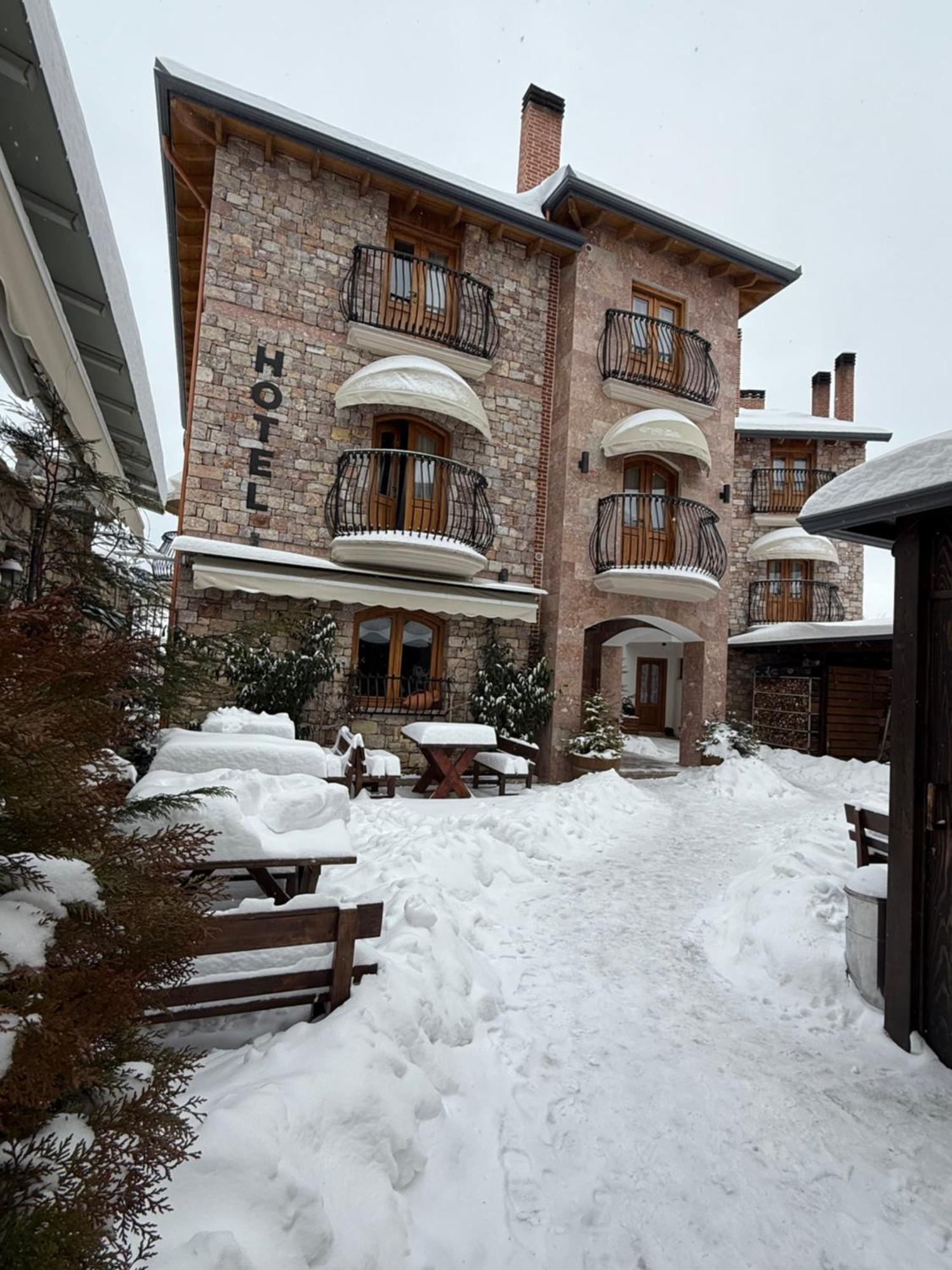 Hotel Ambassador Voskopojë Dış mekan fotoğraf